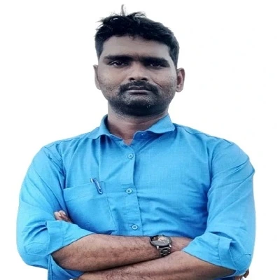 Selvakumaran Krishnan, a skilled software developer dedicated to building clean, efficient, and scalable solutions. Specializing in web development, desktop applications, SEO, and digital marketing, I deliver results that drive performance and growth.